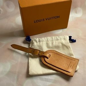 💯Authentic Louis Vuitton Large Luggage tag